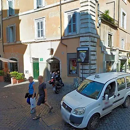 Navona First Rooms